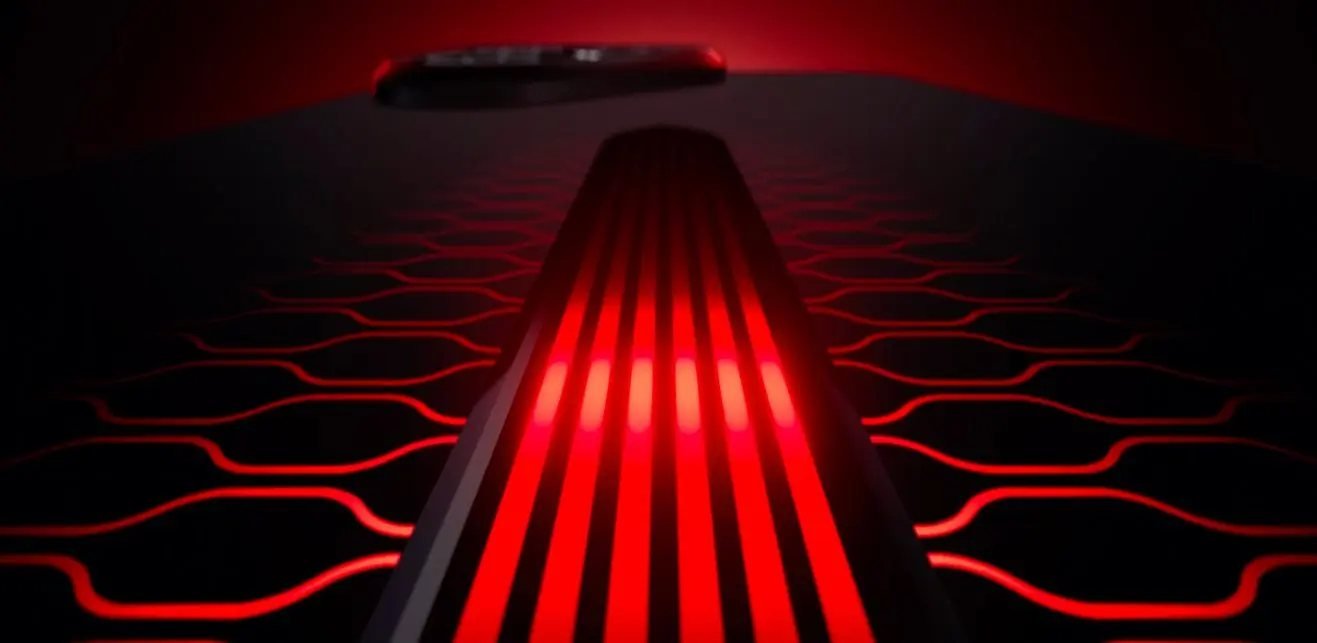 Pulse Line roja iluminada